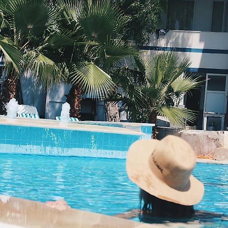 Skys Beach Hotel มานาฟกัท ภายนอก รูปภาพ