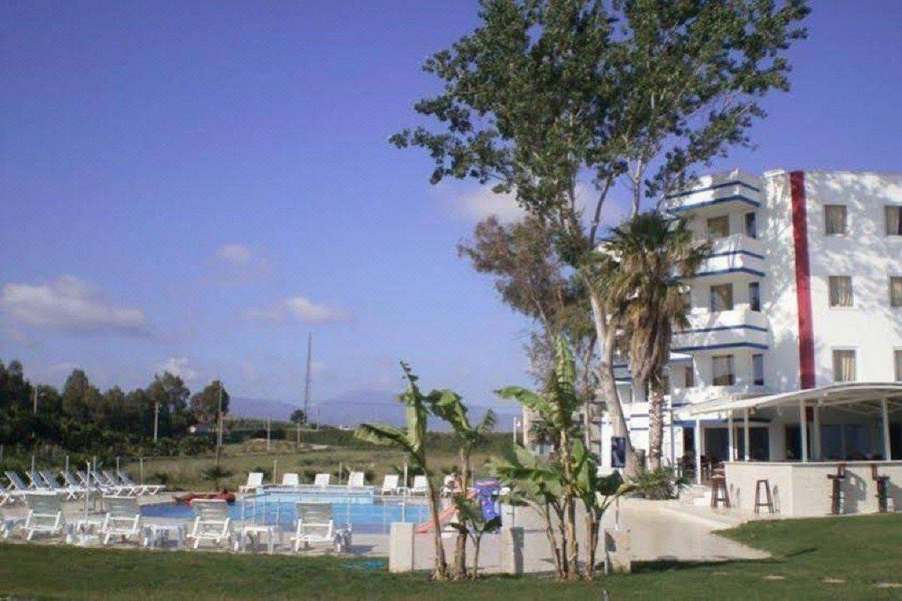 Skys Beach Hotel มานาฟกัท ภายนอก รูปภาพ