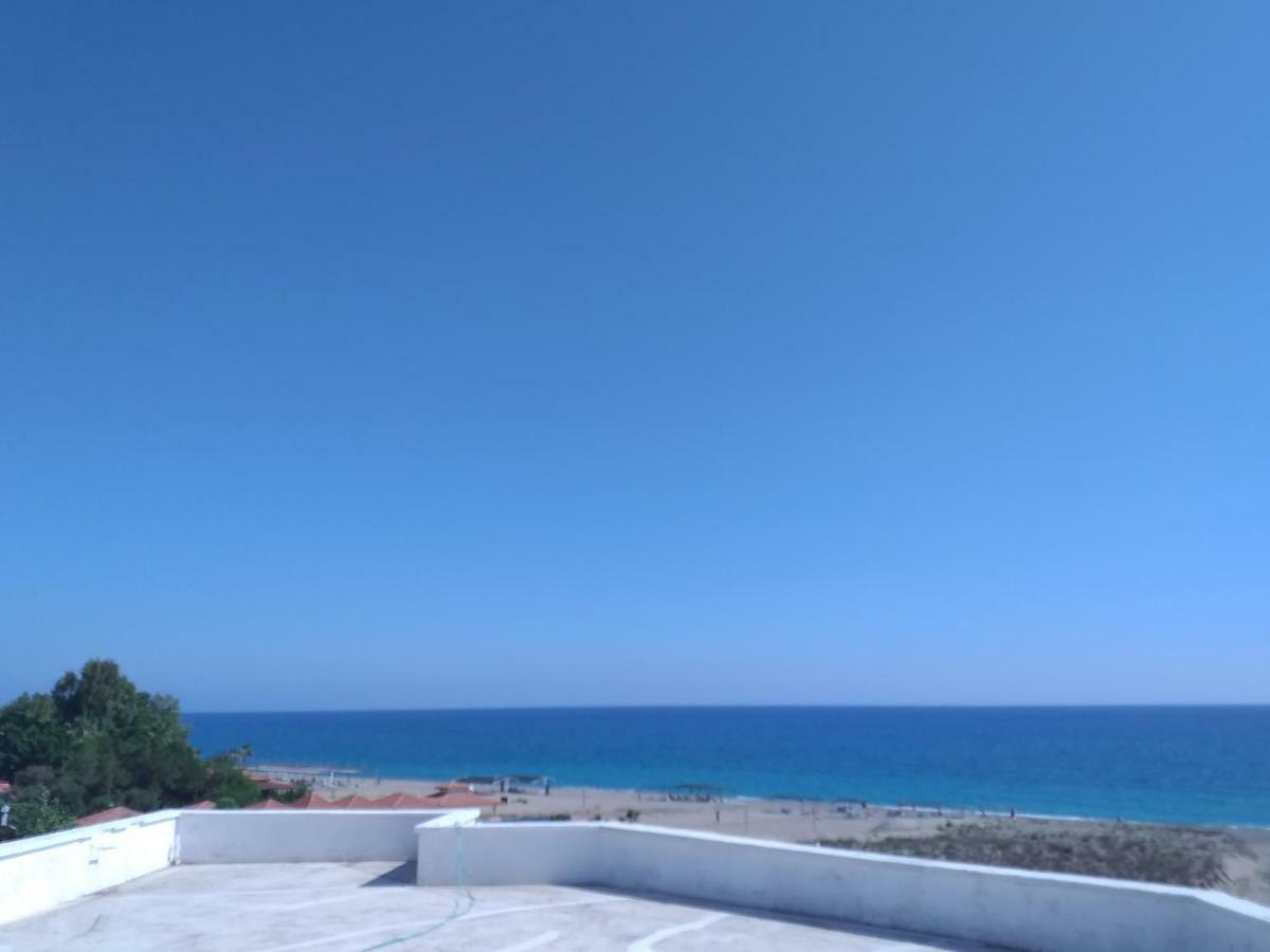 Skys Beach Hotel มานาฟกัท ภายนอก รูปภาพ