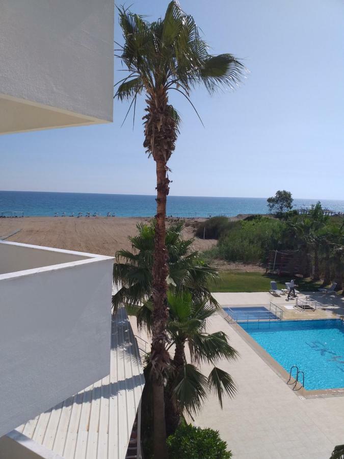 Skys Beach Hotel มานาฟกัท ภายนอก รูปภาพ